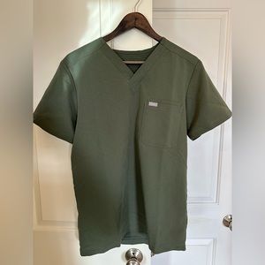 Men’s Figs Scrub Set - 5 sets!